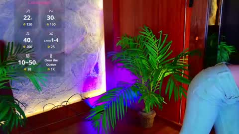 Snapshot of miiaa_cooper chatting on 05.08.26 CALL ME MIA online show from 05.08.26