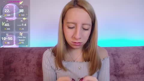 Snapshot of miiaa_doll chatting on 10.16.25 MIIA     online show from 10.16.25