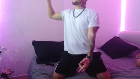 Mia and Liam online show from 12.29.24