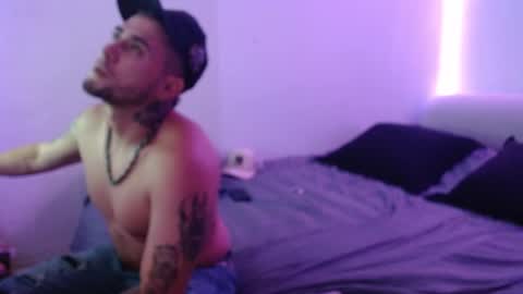 Mia and Liam online show from 12.31.24