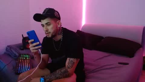 Mia and Liam online show from 01.07.25