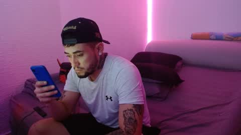 Mia and Liam online show from 01.09.25