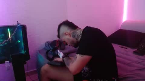 Mia and Liam online show from 01.11.25