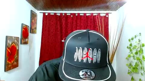 Snapshot of miilo18 chatting on 04.20.26 milo online show from 04.20.26