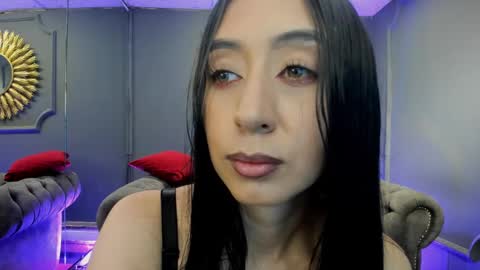 Snapshot of miilu__1 chatting on 12.15.24 miilu online show from 12.15.24
