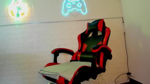 miiss_evaa online show from 01.08.26