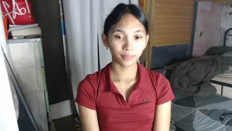 Snapshot of mika_cora chatting on 06.18.26 MIKA online show from 06.18.26