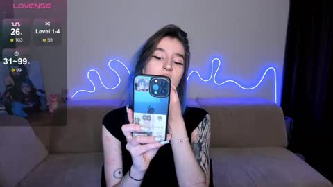 Mika online show from 11.18.25