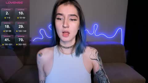 Mika online show from 11.19.25