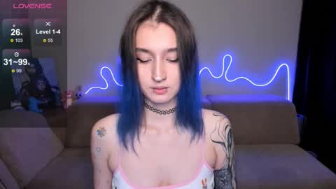 Mika online show from 11.24.25