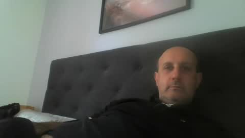 Snapshot of mikael_r52 chatting on 05.27.26 mikael_r52 online show from 05.27.26