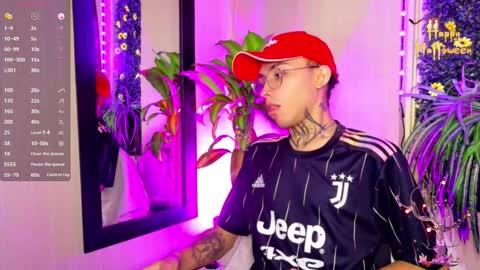 Snapshot of mikaelarangel chatting on 10.18.25 mikaelarangel online show from 10.18.25