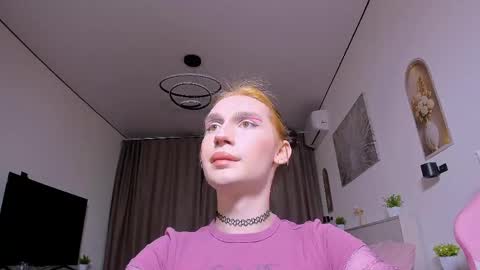 Snapshot of mikaella_nicole chatting on 06.02.26 mikaella_nicole online show from 06.02.26