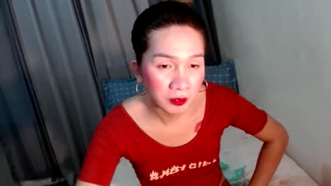 ELLA online show from 10.18.25
