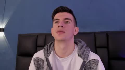 mikael online show from 11.13.25