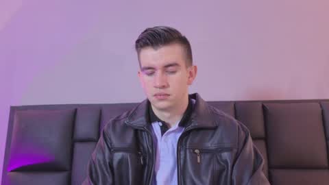 mikael online show from 04.17.26