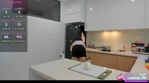 Miko now i live in Vietnam online show from 01.08.25