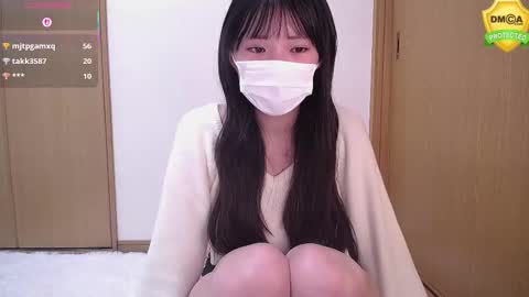 Snapshot of mikaxp chatting on 03.05.25 mikaxp online show from 03.05.25