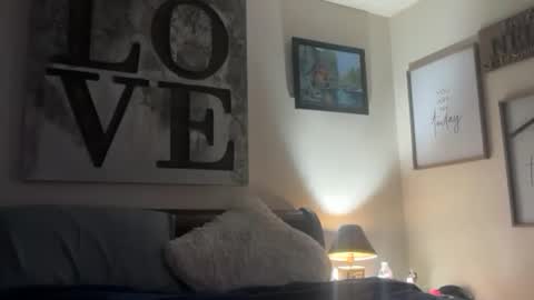 mike263424461 online show from 10.24.25