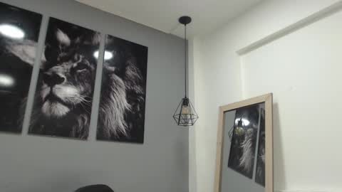 Snapshot of mike2_wills chatting on 01.13.25 Mike2 wills online show from 01.13.25