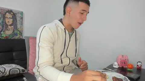 mike3xxx online show from 10.30.25