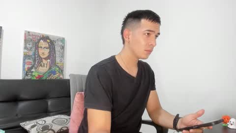 mike3xxx online show from 11.19.25