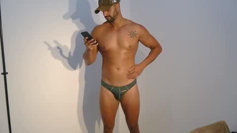 Snapshot of mike4fun99 chatting on 05.19.26 mike online show from 05.19.26