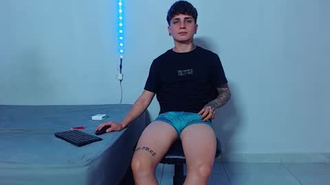 Mike IMDEPENDIENT MODEL online show from 10.19.25