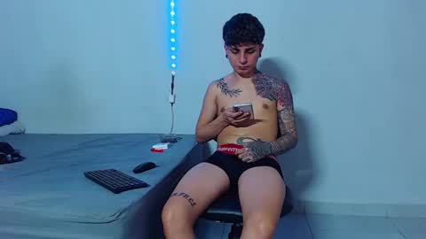 Mike IMDEPENDIENT MODEL online show from 10.26.25