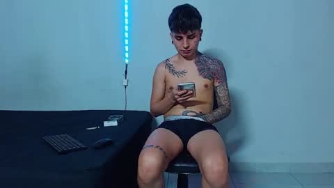 Mike IMDEPENDIENT MODEL online show from 11.17.25