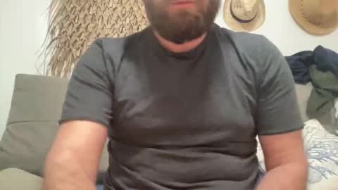 Snapshot of mike_berlin1 chatting on 02.02.26 MIke online show from 02.02.26