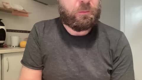 Snapshot of mike_berlin1 chatting on 02.05.26 MIke online show from 02.05.26