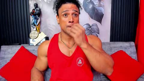   online show from 10.06.25