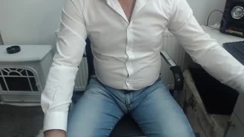 Snapshot of mike_master30 chatting on 12.22.24 MikeMaster online show from 12.22.24