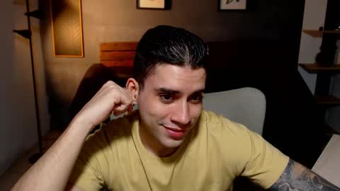 Snapshot of mike_montoya chatting on 05.07.26 Mike Montoya online show from 05.07.26