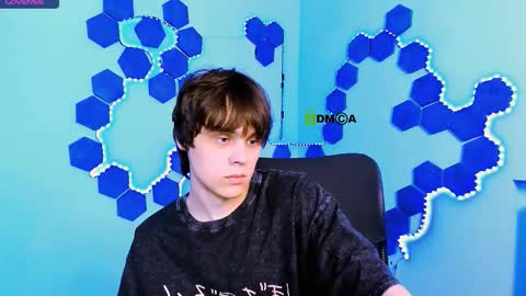 Snapshot of mike_tease chatting on 12.04.25 Your Mike online show from 12.04.25