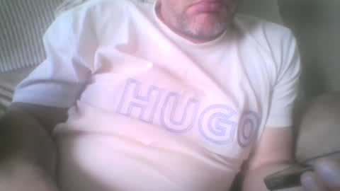 Snapshot of mikehockishuge9 chatting on 05.16.26 mikehockishuge9 online show from 05.16.26