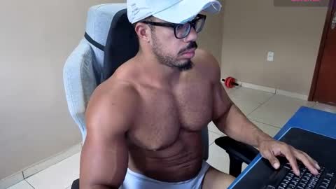 Snapshot of mikehotk chatting on 03.05.26 mikehotk online show from 03.05.26