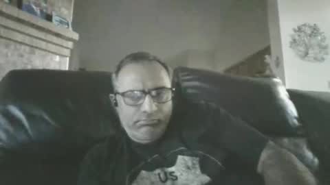 Snapshot of mikej143 chatting on 11.22.25 mikej143 online show from 11.22.25