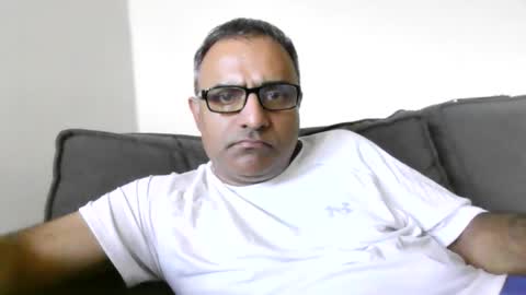 Snapshot of mikej143 chatting on 05.03.26 mikej143 online show from 05.03.26