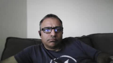 Snapshot of mikej143 chatting on 05.21.26 mikej143 online show from 05.21.26
