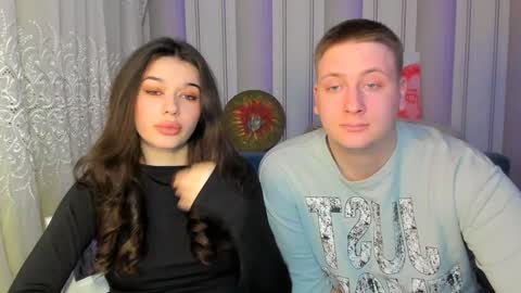 Snapshot of mikestoun chatting on 12.17.24 mikestoun online show from 12.17.24