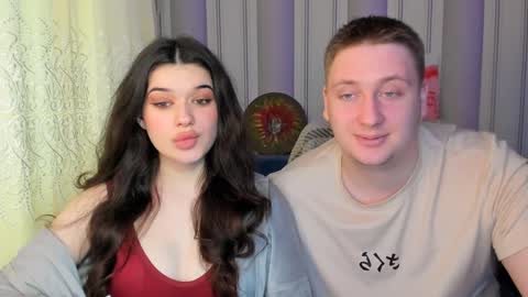 Snapshot of mikestoun chatting on 12.21.24 mikestoun online show from 12.21.24