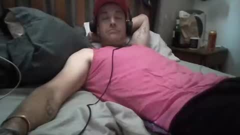 Snapshot of mikeundies chatting on 06.10.26 mikeundies online show from 06.10.26