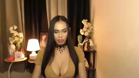 Snapshot of mikeyalawi03 chatting on 02.03.25 Mistress MikeyAlawi online show from 02.03.25