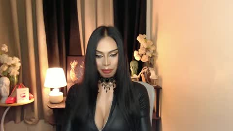 Snapshot of mikeyalawi03 chatting on 02.10.25 Mistress MikeyAlawi online show from 02.10.25