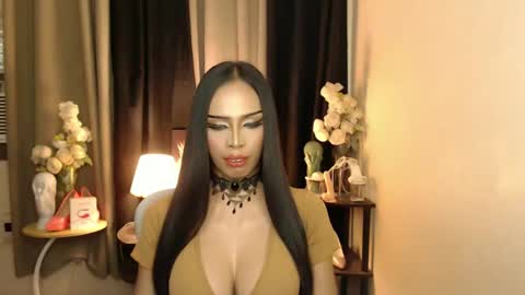 Snapshot of mikeyalawi03 chatting on 02.20.25 Mistress MikeyAlawi online show from 02.20.25
