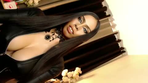 Snapshot of mikeyalawi03 chatting on 02.28.25 Mistress MikeyAlawi online show from 02.28.25