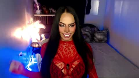 Snapshot of mikeyalawi03 chatting on 04.26.26 Mistress MikeyAlawi online show from 04.26.26