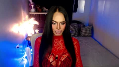 Snapshot of mikeyalawi03 chatting on 05.03.26 Mistress MikeyAlawi online show from 05.03.26